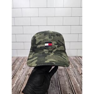 Vintage Tommy Hilfiger Camo All Over Print Plain Logo Adjustable Strapback Hat